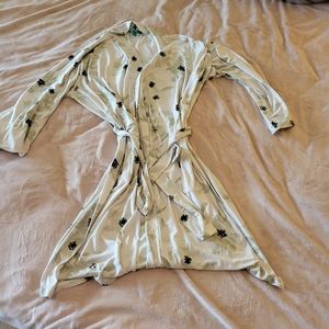 Ladies large dip super soft lightweight dip robe with tie belt